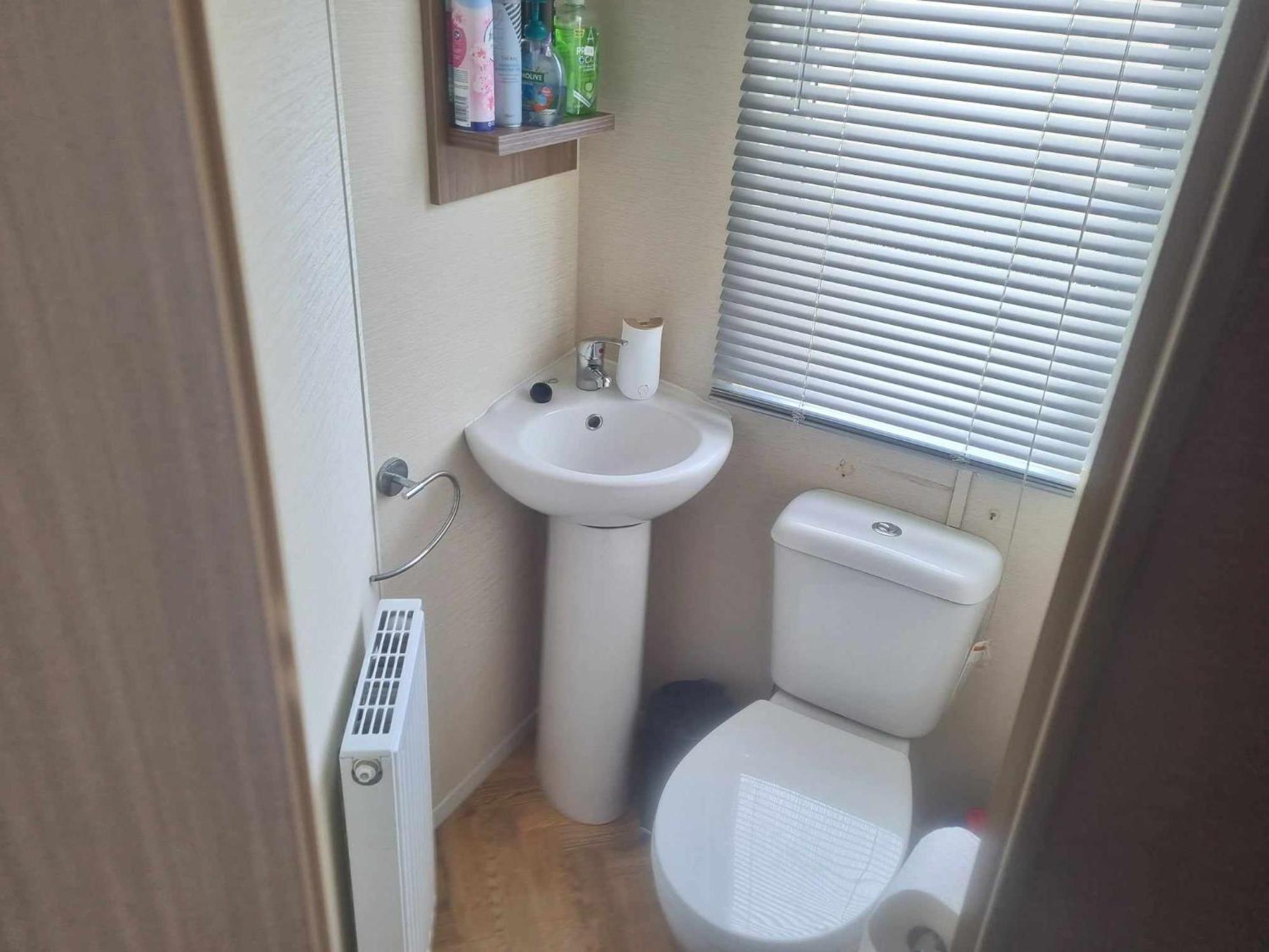 8 Berth Deluxe Pg36 Hotel Чапъл Сейнт Лионардс Екстериор снимка